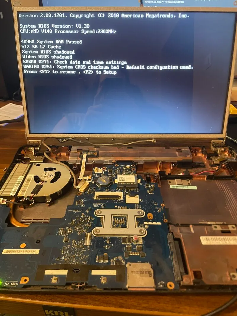 Naprawa laptopa Toshiba AMD V140 — BIOS po naprawie